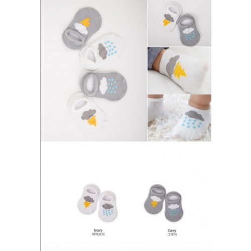 MOM2KIDS ถุงเท้ารัดส้น ลายก้อนเมฆ